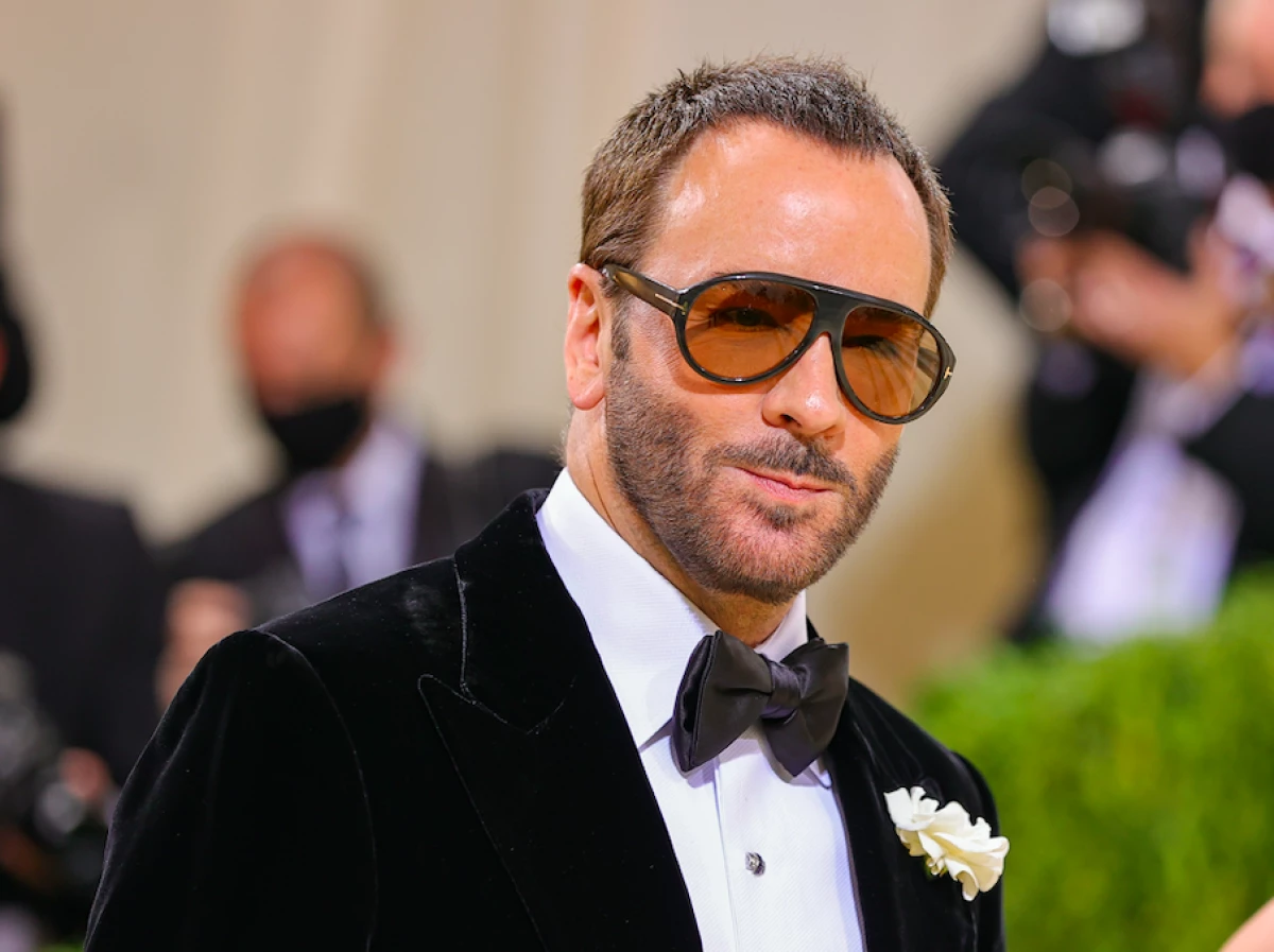Tom Ford may be negotiating the sale of his brand