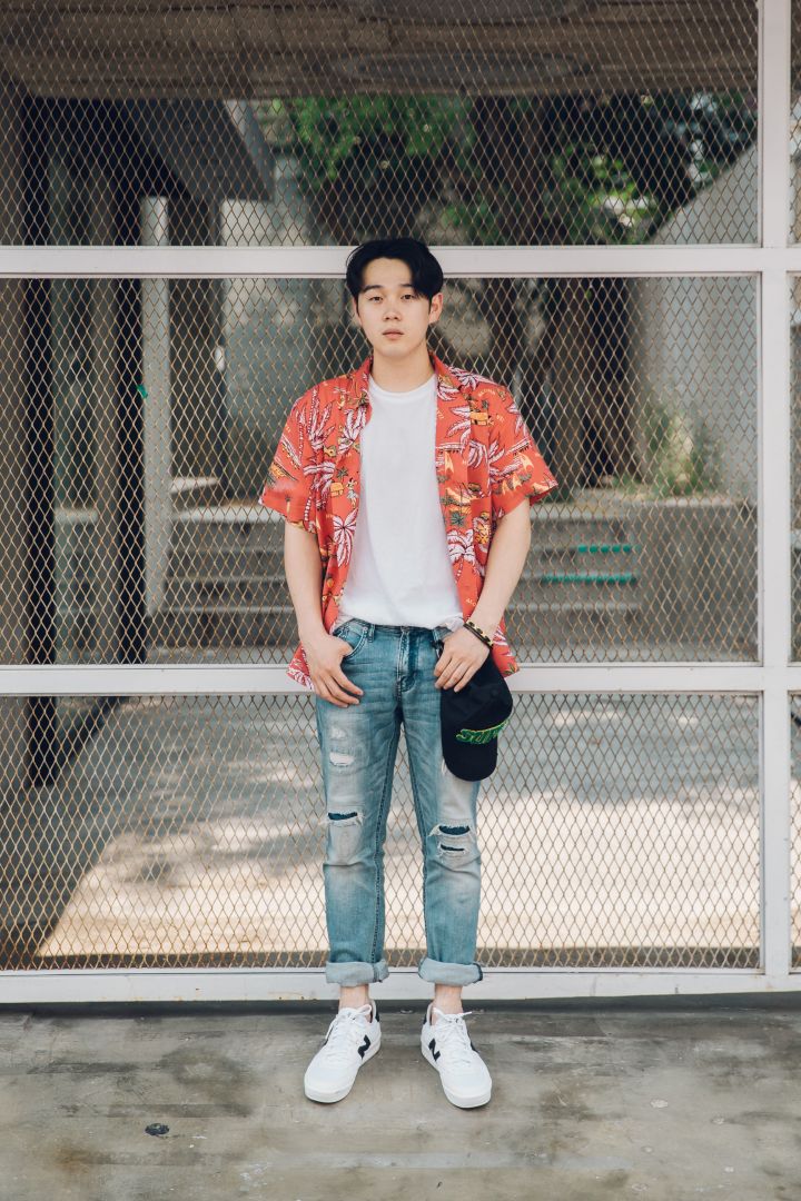 Phối đồ Hàn Quốc với áo sơ mi mix quần jean | Cleanipedia