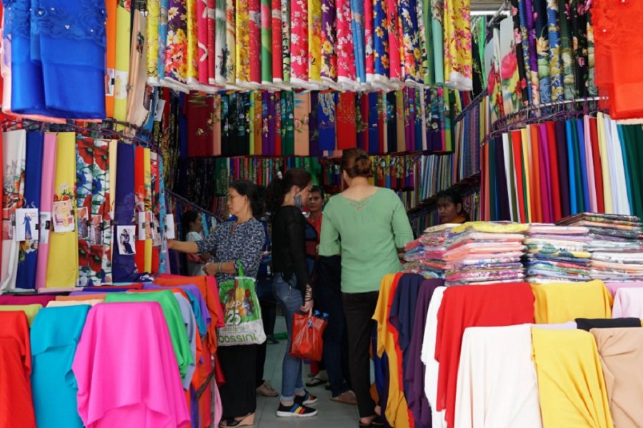 Chợ vải Minh Phụng