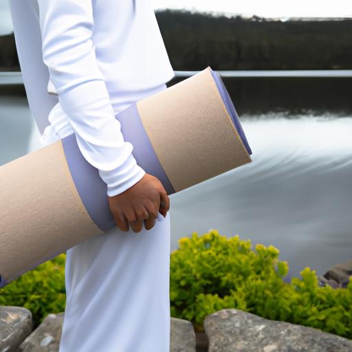 Đồ bộ may bằng vải thun bông thích hợp cho việc tập yoga và thư giãn.