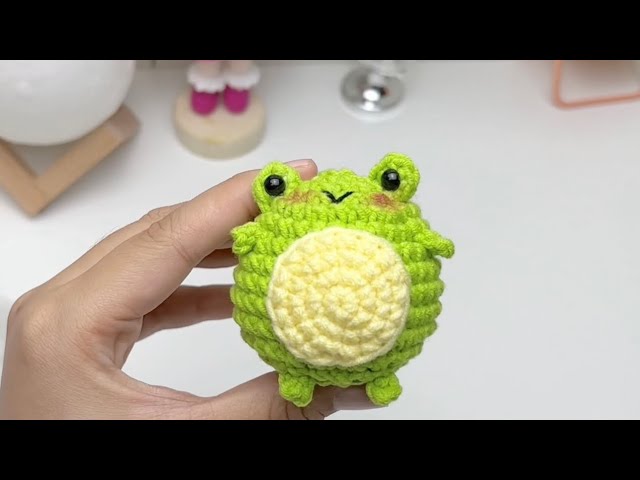 Hướng dẫn móc chú ếch xanh dễ thương ♥️ | How to crochet a frog amigurumi  ???? - YouTube